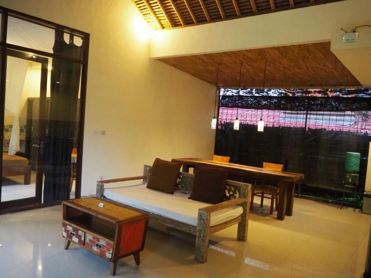De Dalam Villa Ubud Exteriör bild