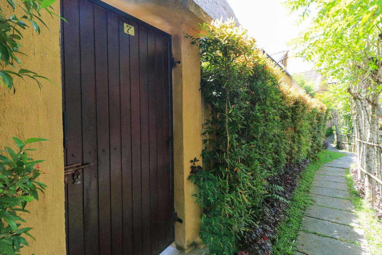De Dalam Villa Ubud Exteriör bild